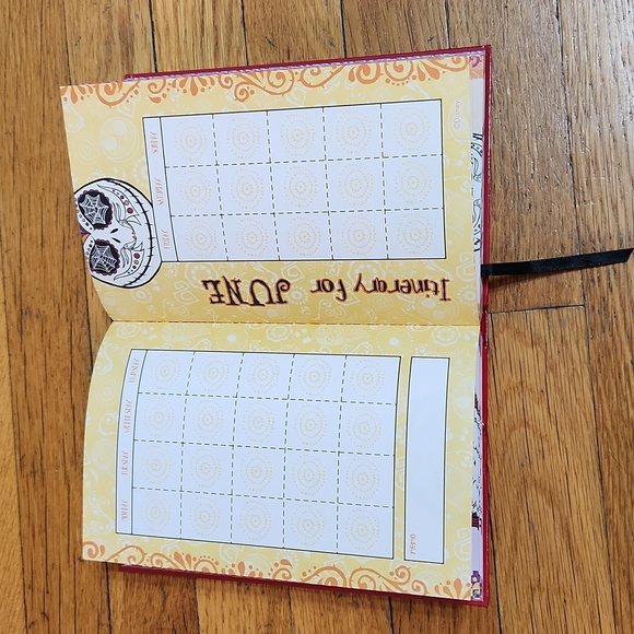 Nightmare Before Christmas Sugar Skull Sally Journal Book 2017-2018 - Picture 8 of 16